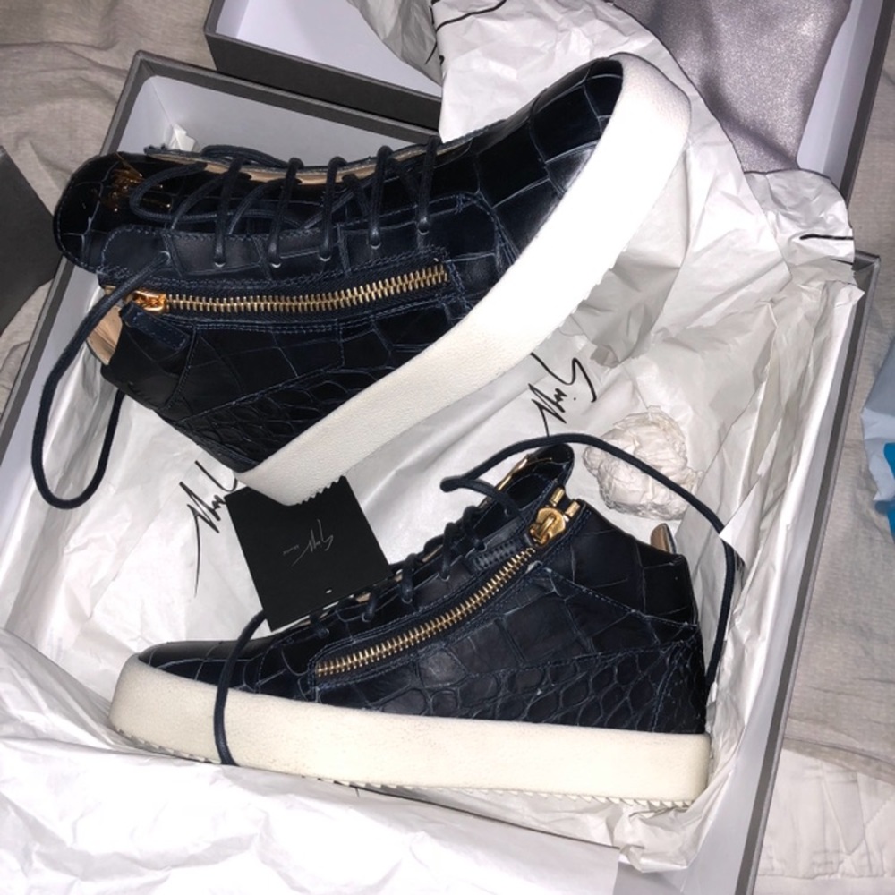 BUNDLE: Giuseppe Zanotti (2 pairs) sneaker deal!